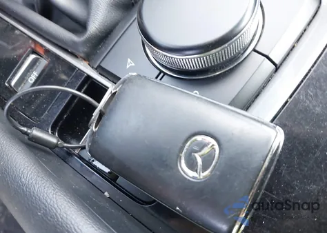 2024 Mazda Mazda3 2.5 S Select Sport z USA, uszkodzony, nr VIN 3MZBPABM8RM413883